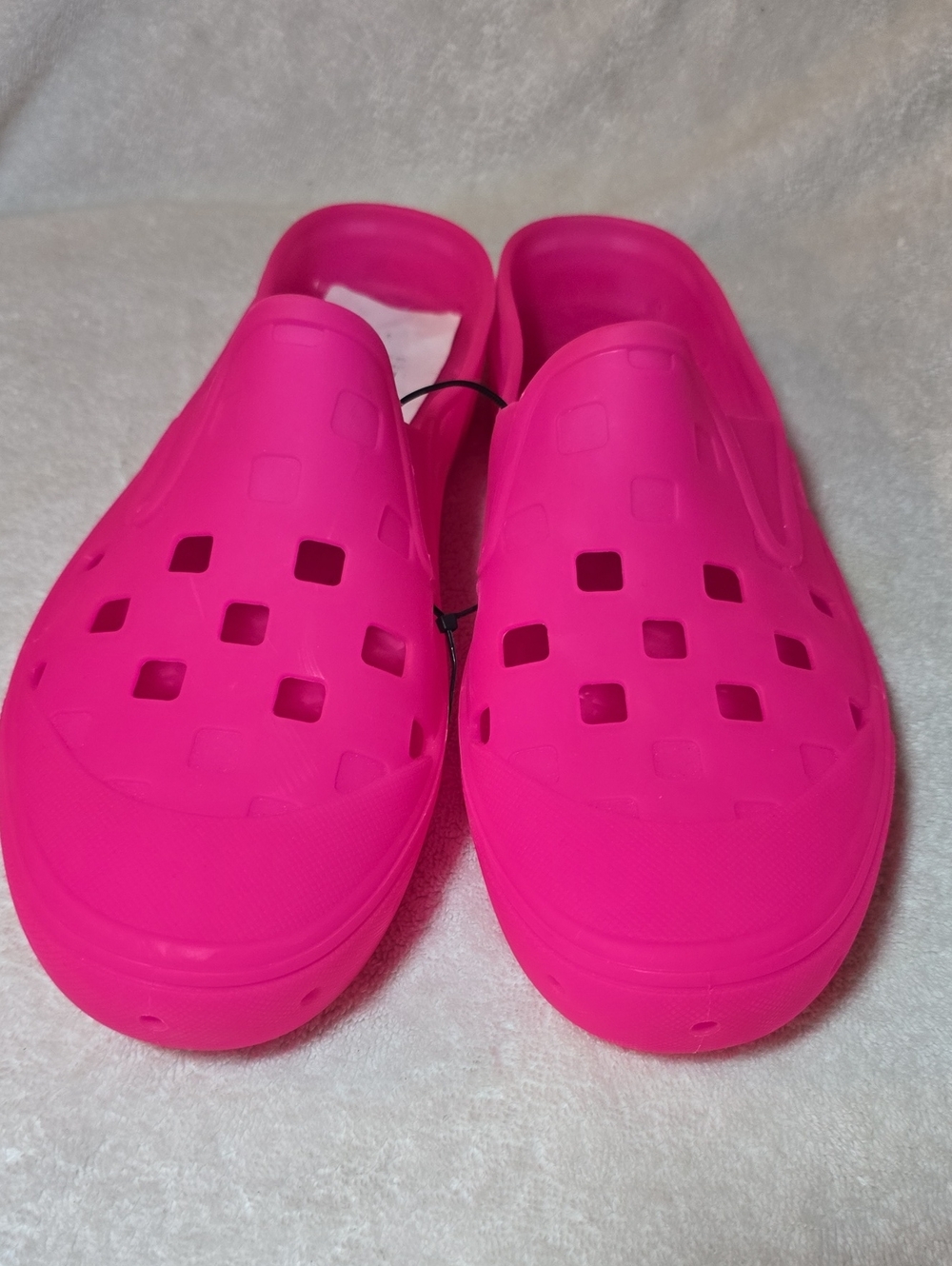 Vans Unisex Slip-On Mule TRK Shoes (05V8AFJ) Hot Pink Jelly (13